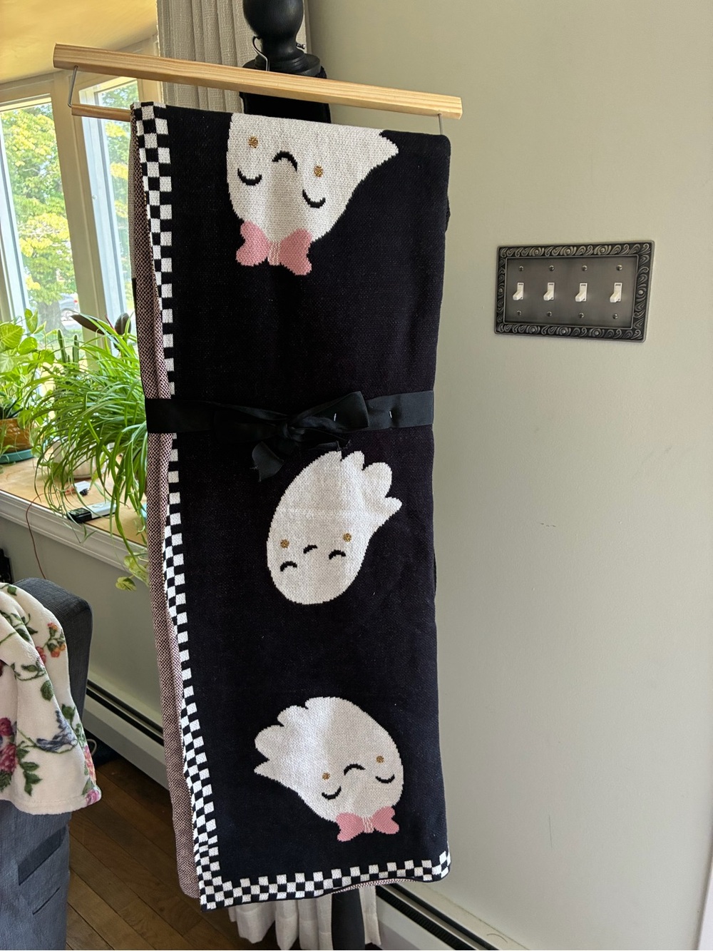 Black Ghost Knit Throw Blanket with Pink Bows - Brand: